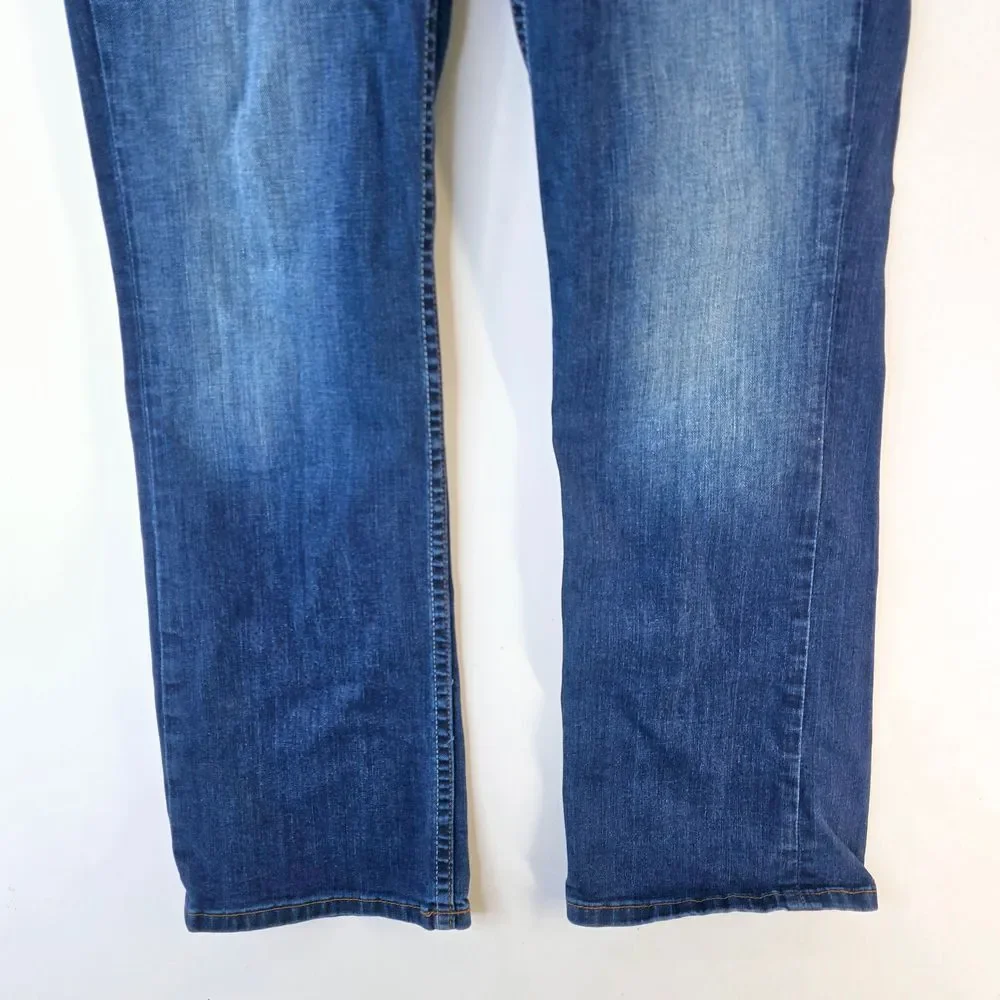 BKE Denim Scarlett Boot Cut Medium Wash Jeans Women's 32R 31.5L Mid Rise Stretch